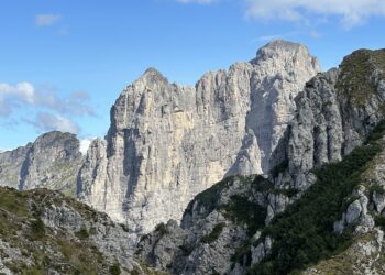 🟡 AAA CERCASI GESTORE CAPANNA PENIA… 🟠 DELLA SERIE IL MIO GESTORE DI RIFUGIO E’ UN PO’ DIVERSO… 😉